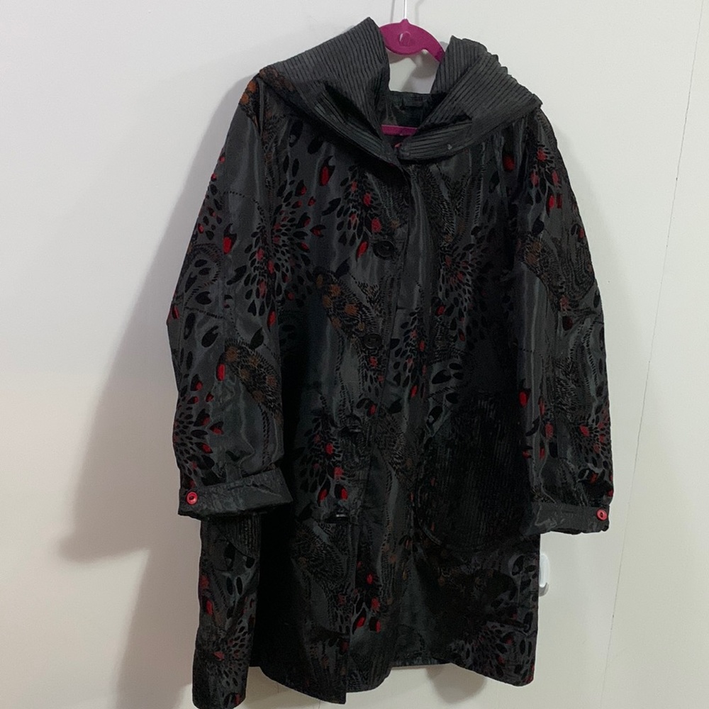 UBU Pack your Personality hooded Reversible Coat Size XL Very good condition